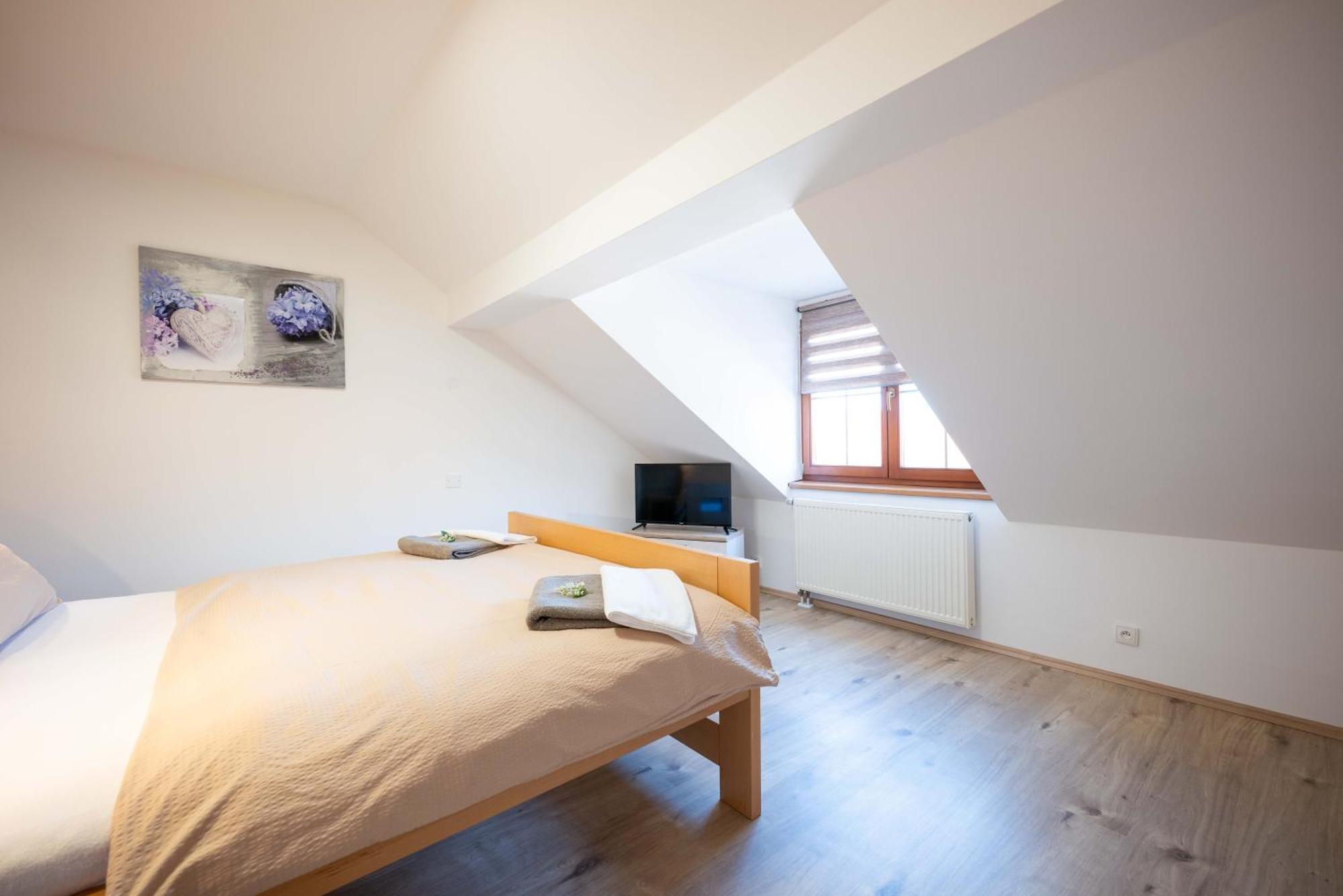 Papi Apartman Valtice Kültér fotó